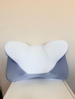 Ergonomic Memory Foam Pillow