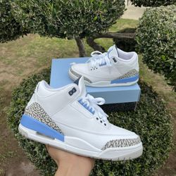 Jordan 3 UNC