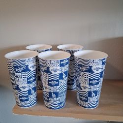 5 Dodgers cups