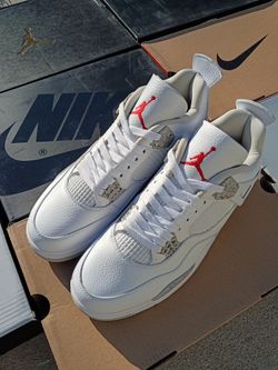Air Jordan 4 Retro White Oreo (2021)