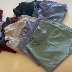 Scrubs Tops/bottoms