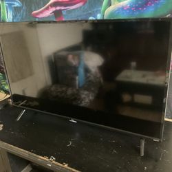 40” LED ROKU TV