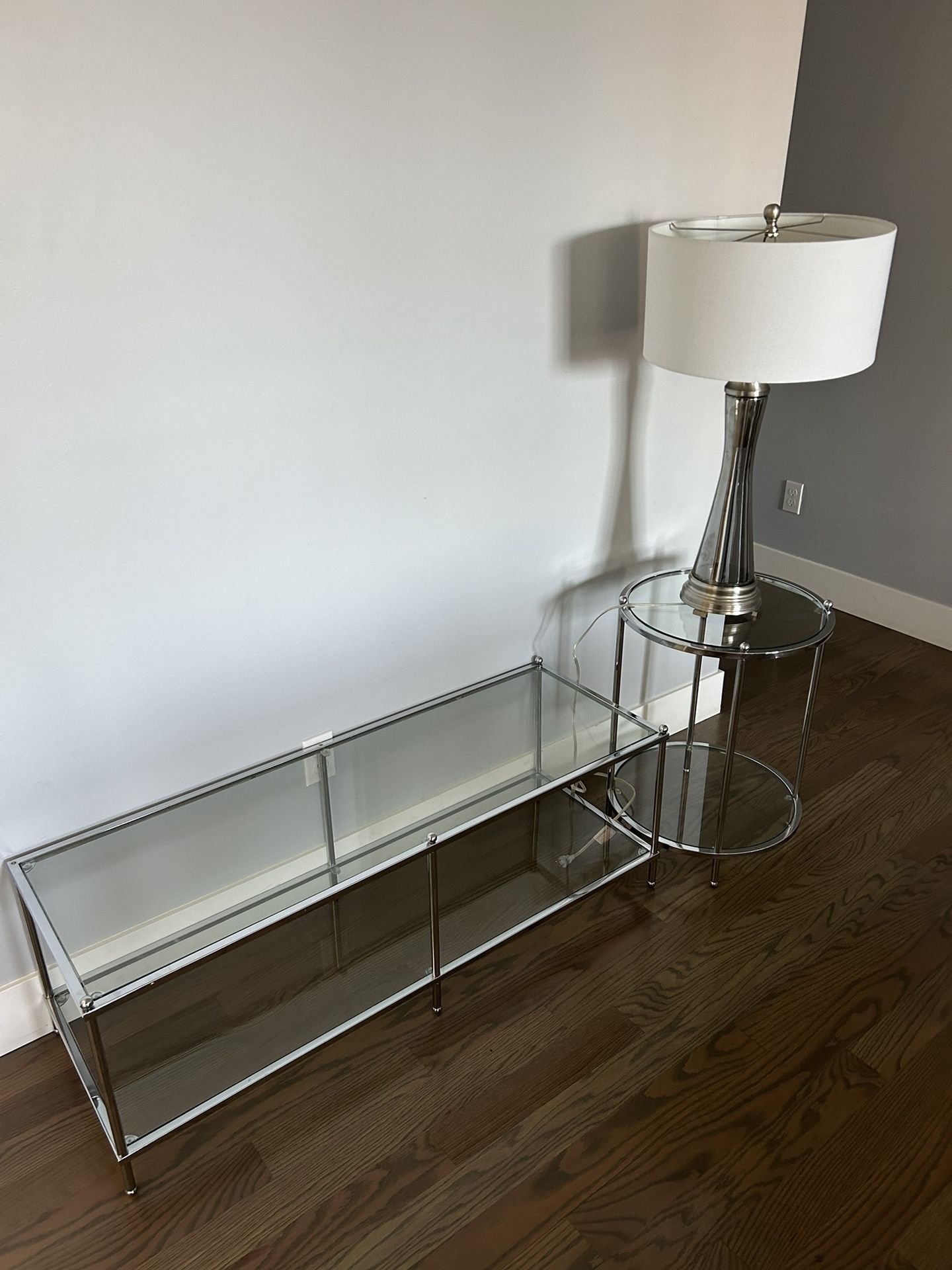 COFFEE TABLE, SIDE TABLE and LAMP! 3 Piece