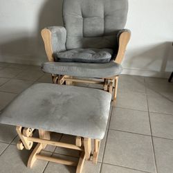 Rocking Chair w/ Footrest