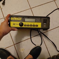 Car Battery Charger Dewalt/viking