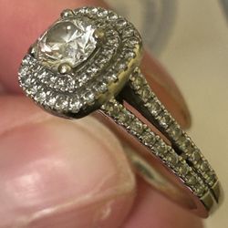 One Carat Diamond 14 Karat White Gold Ring