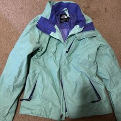 North face Women’s Winter 2 Piece Jacket Small