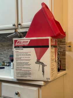 Wall Pro Hopper Gun