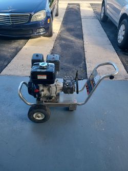 13 HP HONDA PRESSURE WASHER 