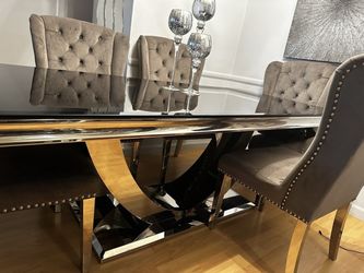 Table Chairs