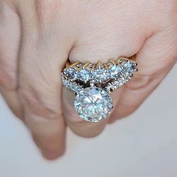 4.50 carat platinum diamond ring natural gold