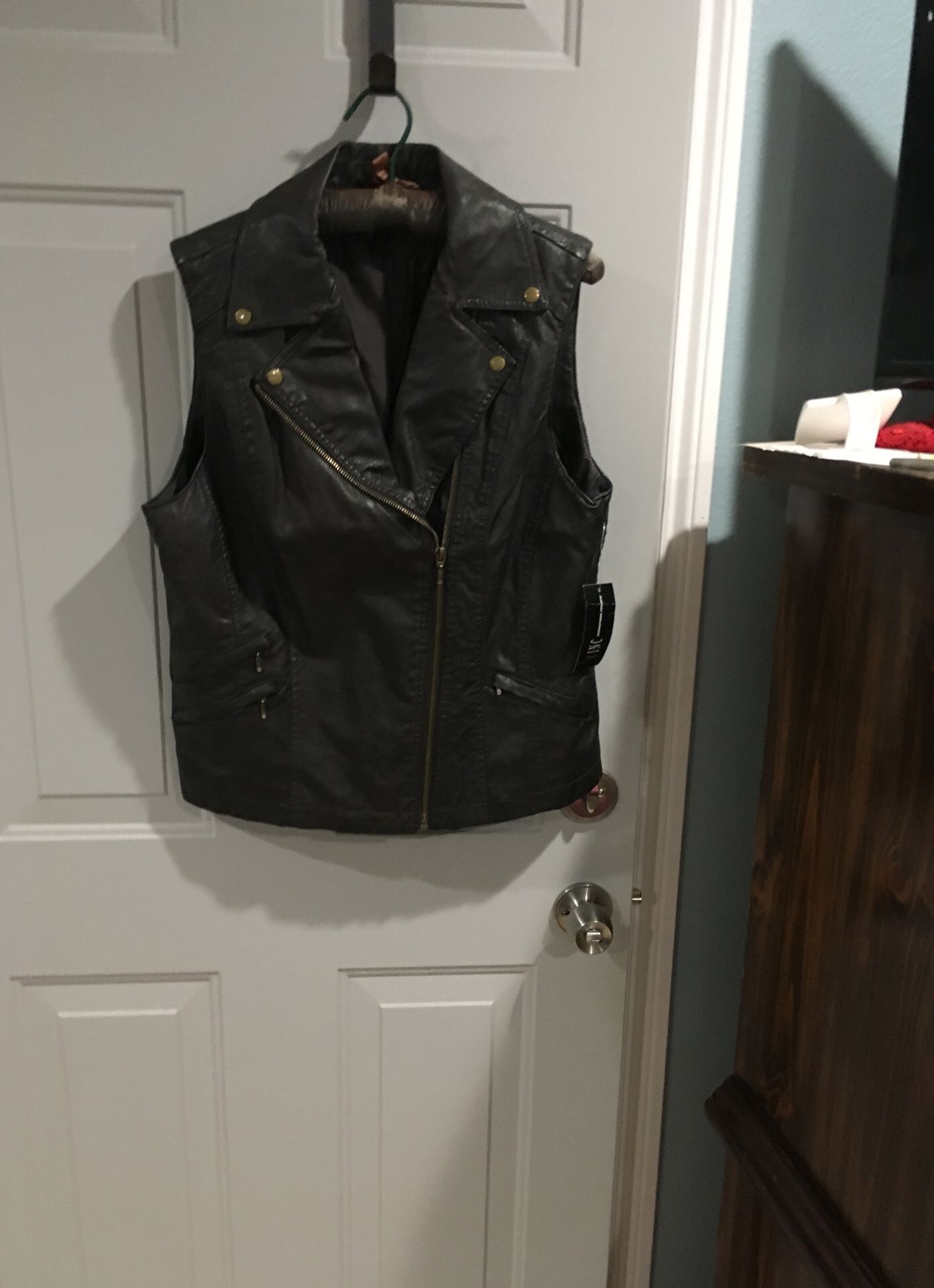 New later vest for women