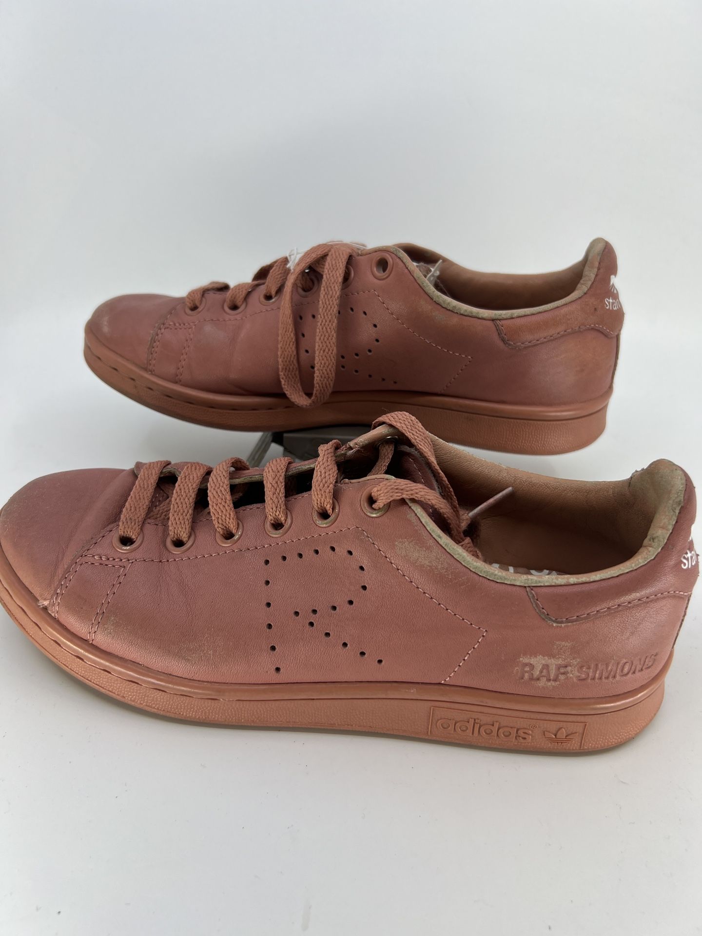 4.5 Adidas Sneakers
