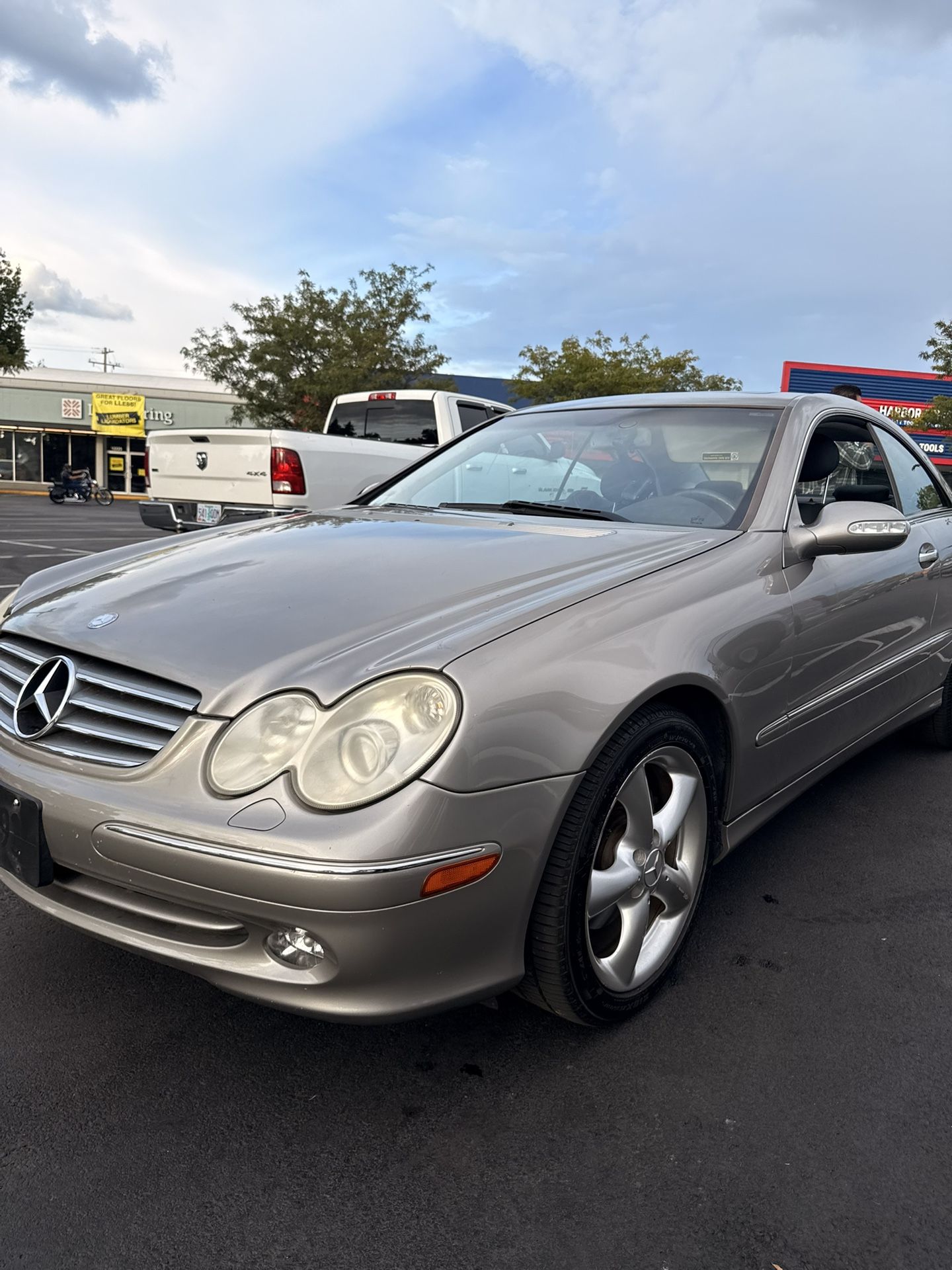 2005 Mercedes-Benz CLK-Class