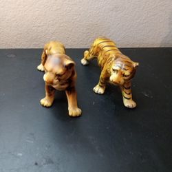 GORGEOUS Pair of UGCTI Japan Porcelain 7" Tiger & Lion Figurines.

