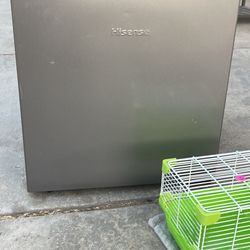 Mini Fridge 