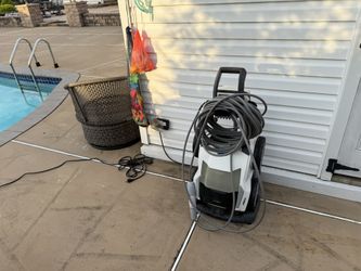The Polaris P965iQ Robotic Pool Cleaner with iAquaLink Control (F965IQ)