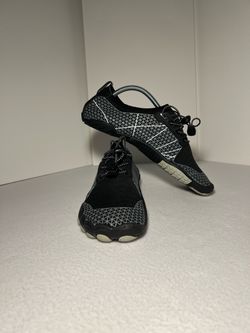 Peng Feng Men’s 7.5 Black/Grey Muti Use Barefoot Shoes Quick Dry Lightweight shoes