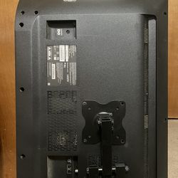 Vizio 32 inch D32f-E1 TV