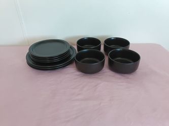 Project 62 Ravenna Matte Speckled Black Dinnerware Set Of 11pc.