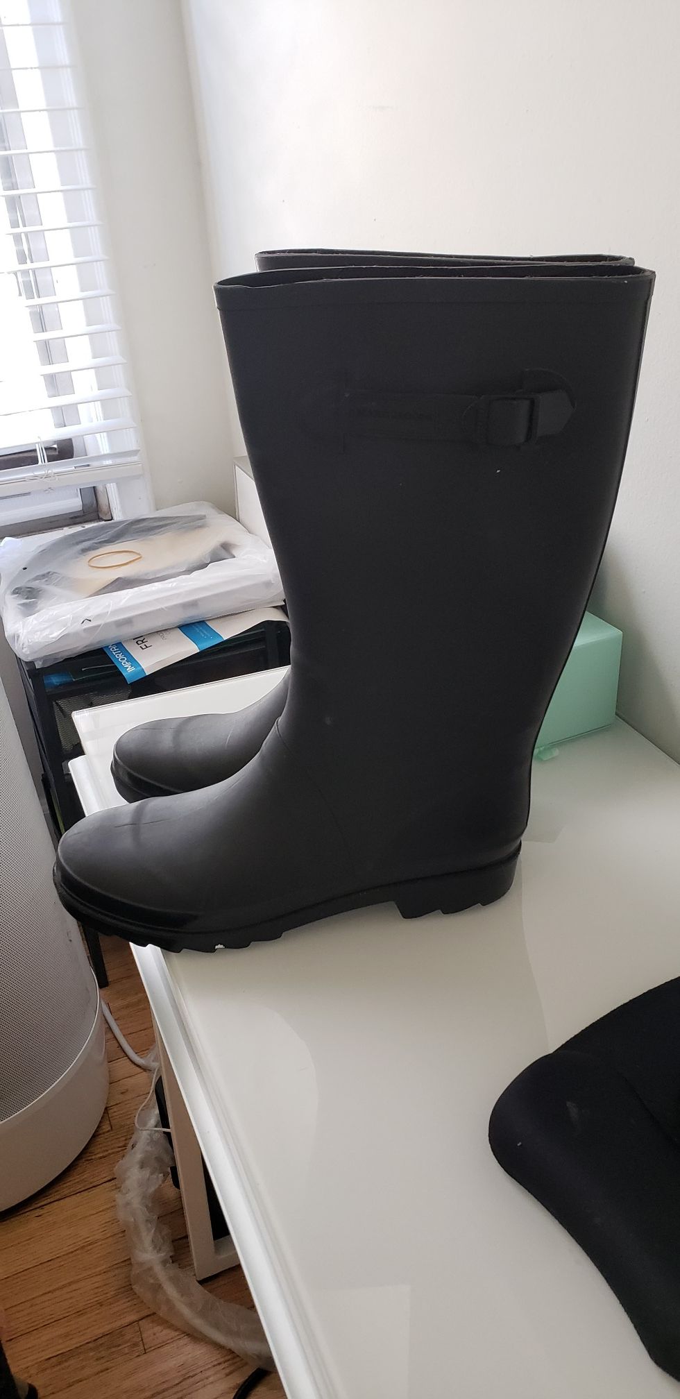 Marc jacobs rain boots size 43