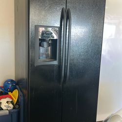 FREE Fridge/Freezer
