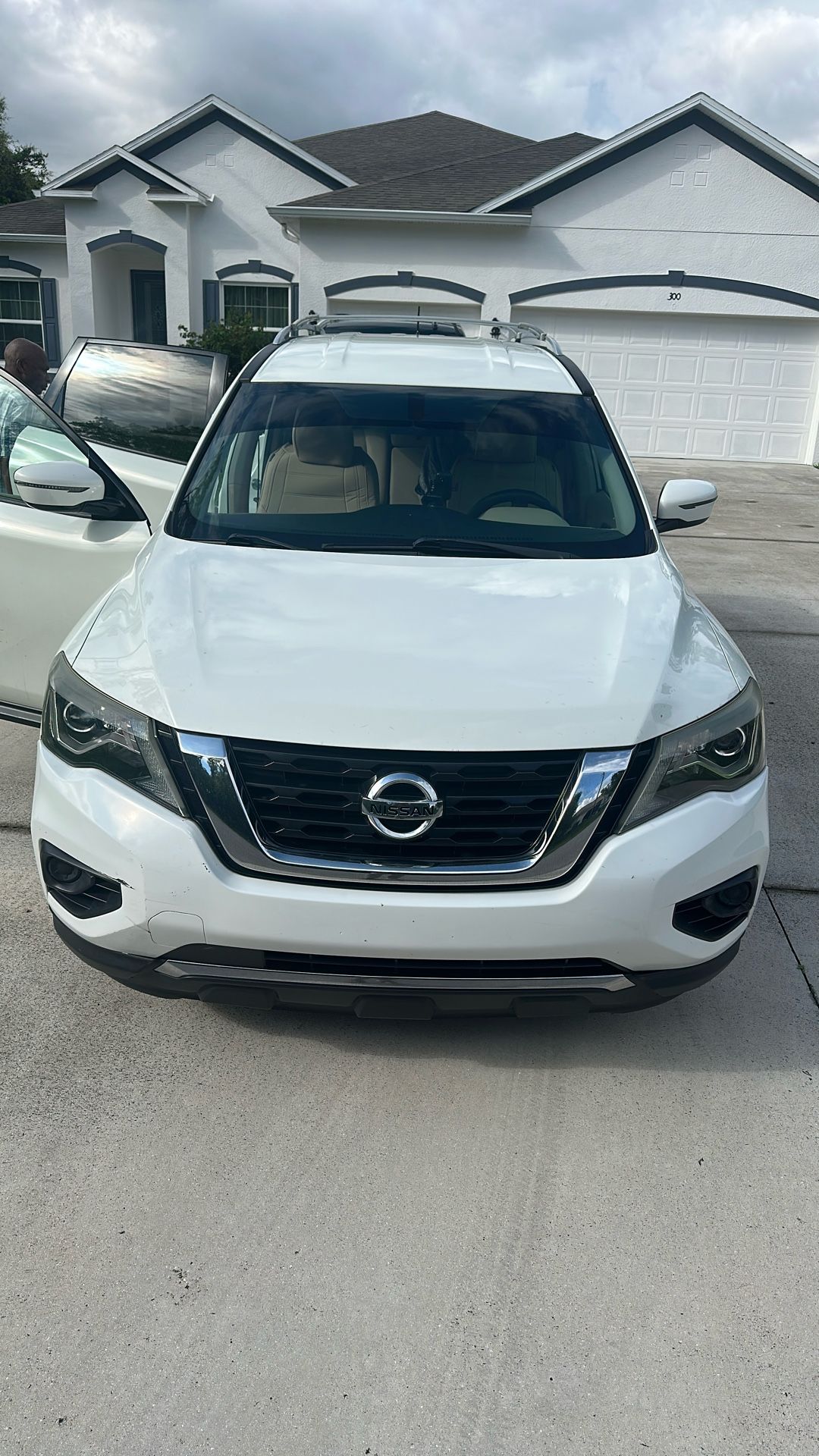 2017 Nissan Pathfinder