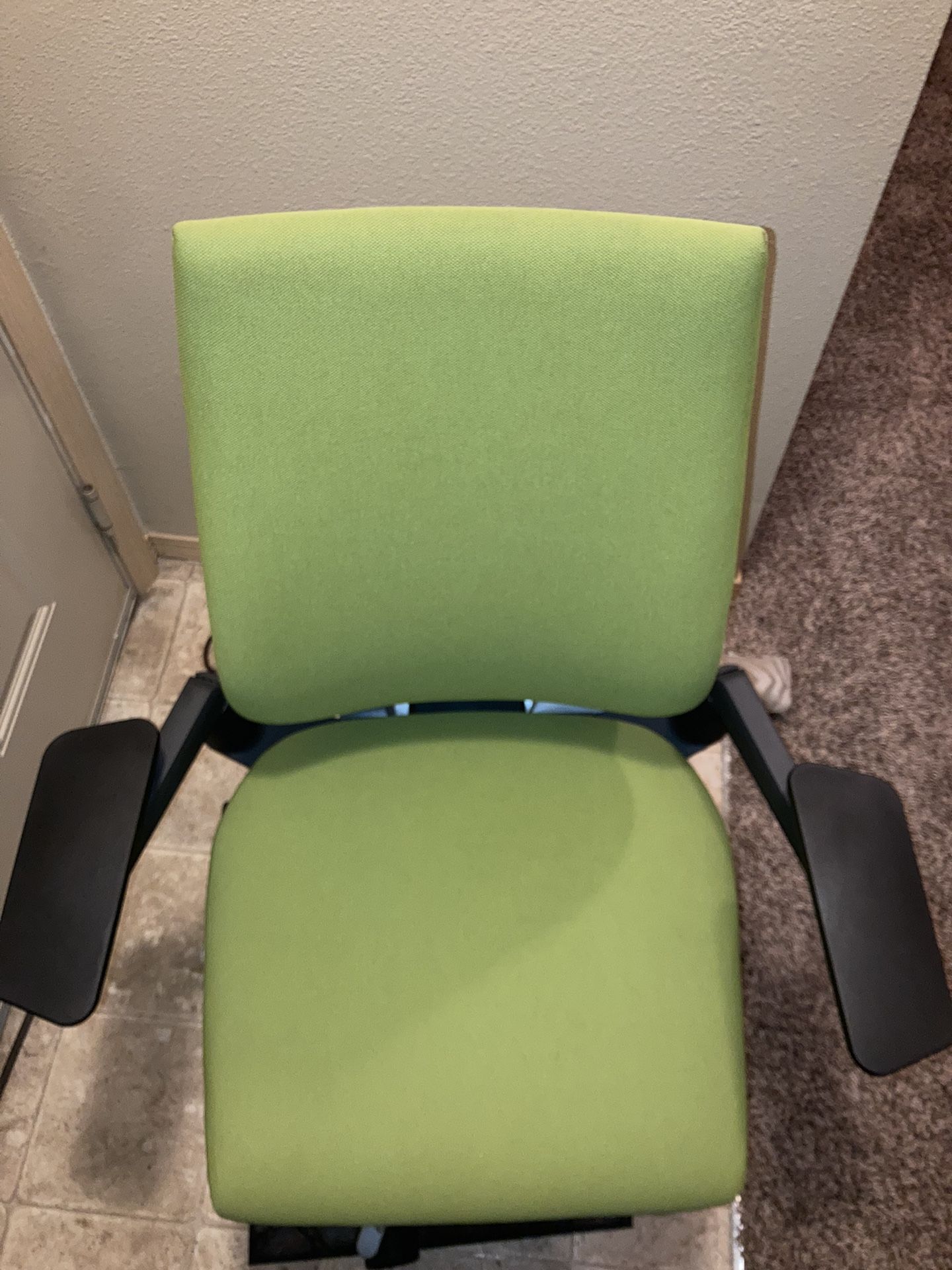 Steel Case Gesture Task Chair (442A40) New