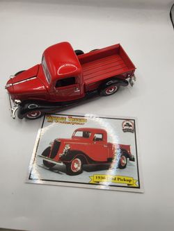 National Motor Museum Mint 1936 Ford Pickup Die-Cast Truck (scale 1/32)