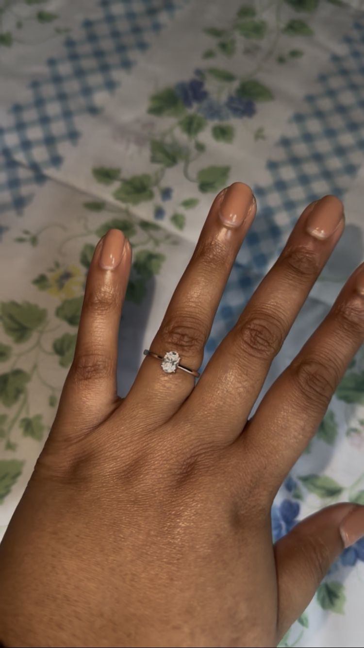 ❤️🔥1ct beautiful moissanite oval solitaire engagement ring ‼️ 💍 size 7
