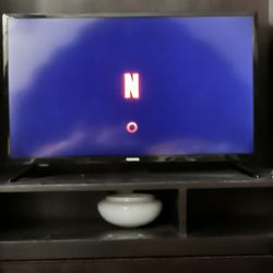 Used  Toshiba 32 Inch Flat Screen TV