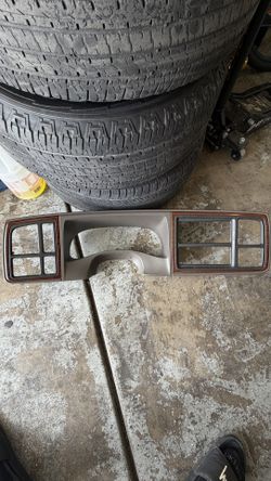 Escalade Bezel