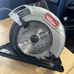 Circular Saw new in box works great come wt blade  come pickup im in hesperia.   Massage me for directions 