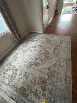 Modern distressed Area rug 7'10" x 10'