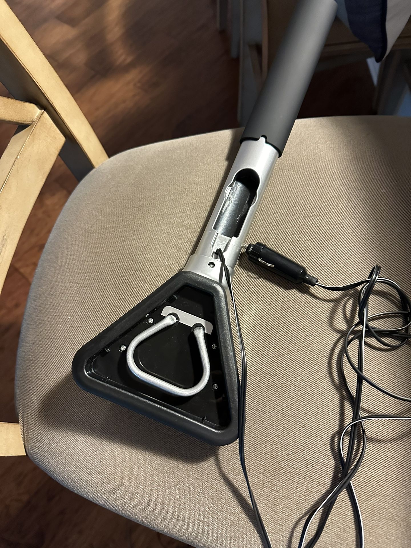 Ice Scraper by Brookstone
