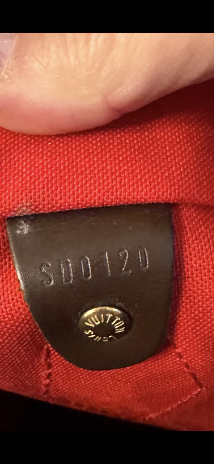 Used 2010 handbag asking $350 or best offer message me for details please