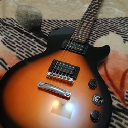 Les Paul Epiphone In Good Condition.