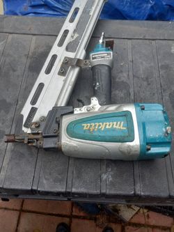 Makita Nail Gun
