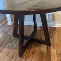 Living Spaces Dining Table 42 Inches 