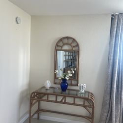 Rattan Vintage Table And Mirror Beautiful Cond