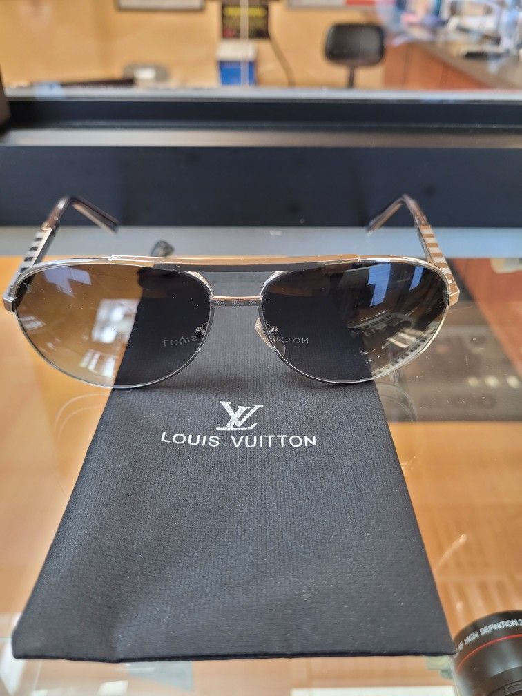 LOUIS VUITTON Z0340U Attitude Pilot Aviator Mens Sunglasses With