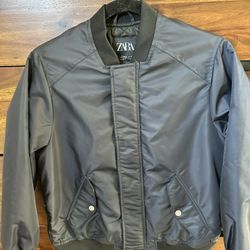 Zara Boys Black Bomber Puffer Jacket Size 9-10