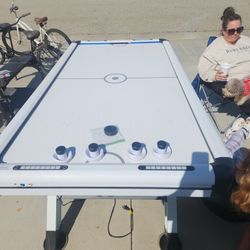 Air Hockey Table