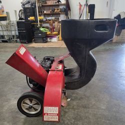 MTD Yard Machines 4 HP Chipper/Shredder W/Manual 