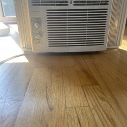 Frigidaire AC