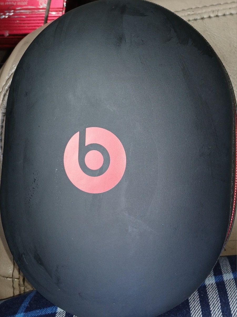 Beats By Dre. Studio 3 Wireless Headphones