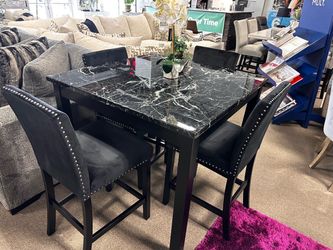 Stunning dining table set! ❤️✨📦 More colors!