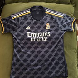 Real Madrid Jersey (XL) 