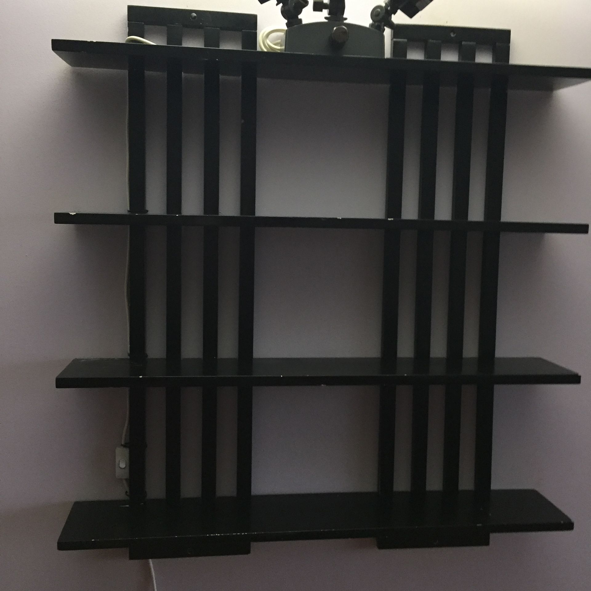 Wall shelf very nice $40