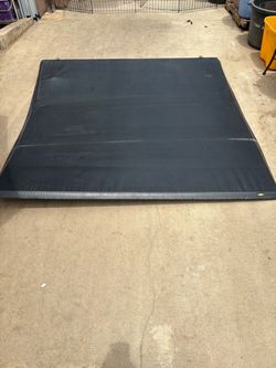 Tonneau cover